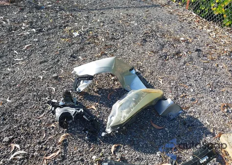 2015 Toyota Corolla Le из США, поврежденный, VIN 2T1BURHEXFC32688